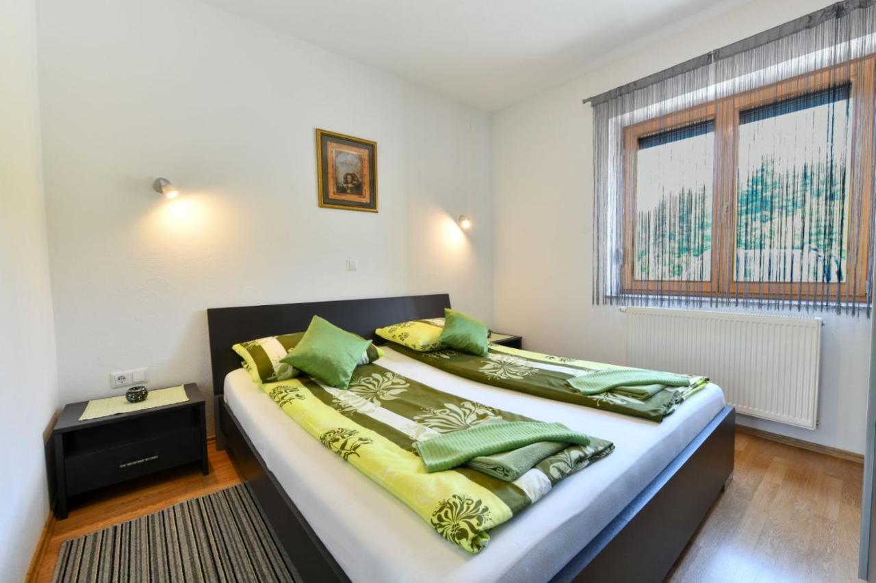Hotel House Matijevic Simic à Grabovac  Extérieur photo