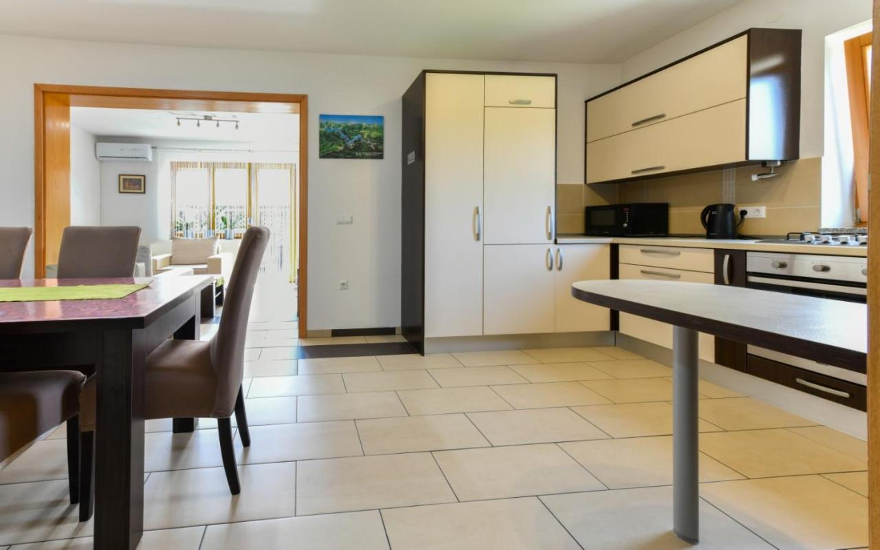 Hotel House Matijevic Simic à Grabovac  Extérieur photo