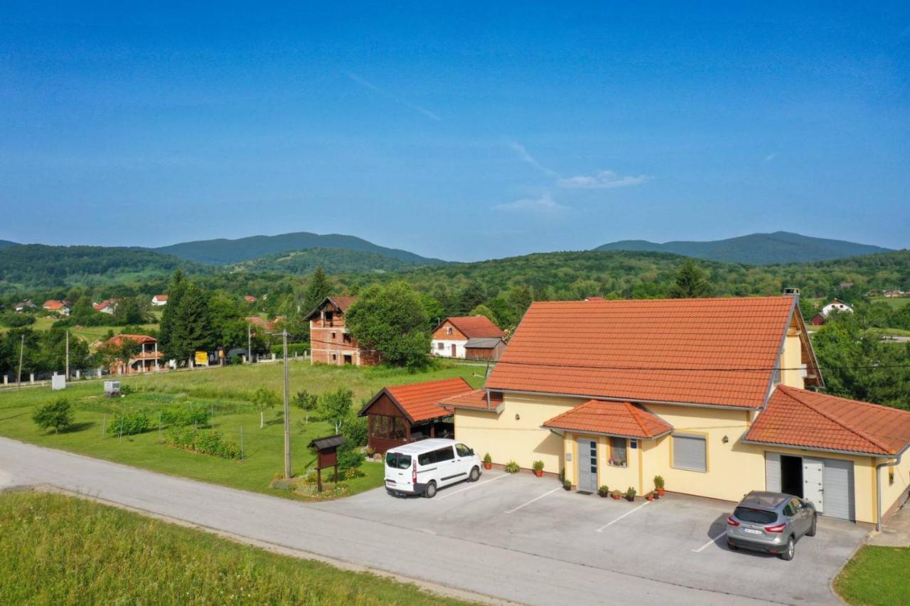 Hotel House Matijevic Simic à Grabovac  Extérieur photo