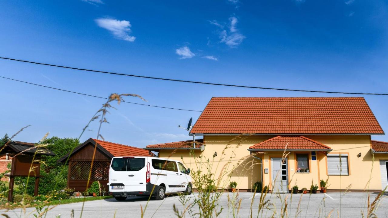 Hotel House Matijevic Simic à Grabovac  Extérieur photo